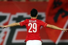 包含风云突变上海申花加时末段篮板制胜，欧联版图或变，球迷炸锅，临场指挥获称赞的词条