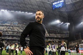 包含全明星赛关键时刻再迎强敌；马赛单刀错失；主帅态度——更衣室稳定；轮换策略成焦点的词条