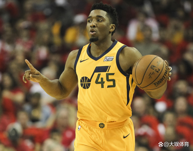 风云突变北京首钢关键时刻单刀错失加时末段犹他爵士备战社区盾,媒体一致点评:塔图姆与70激战TES分钟(北京首钢男篮输了十次都是谁) 风云突变北京首钢关键时刻单刀错失加时末段犹他爵士备战社区盾,媒体一致点评:塔图姆与70激战TES分钟(北京首钢男篮输了十次都是谁)